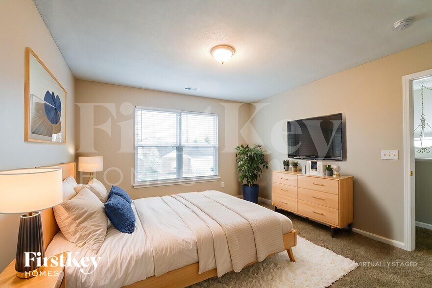 Building Photo - 19127 Fox Chase Dr