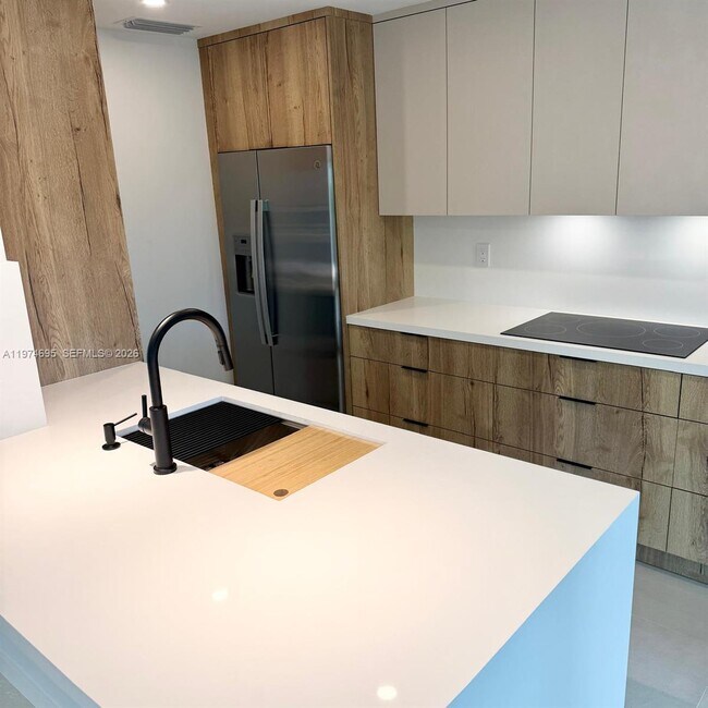 Building Photo - 11959 SW 122nd Ct