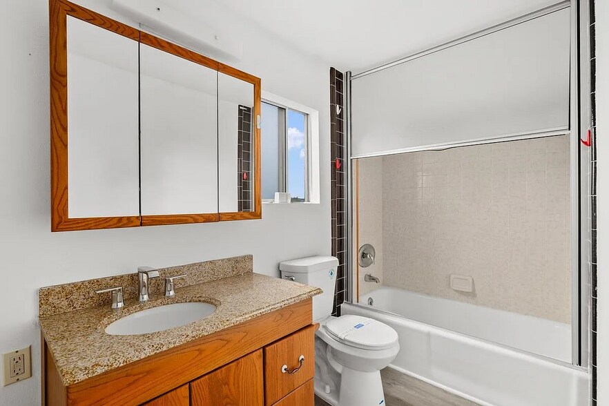 Building Photo - 8629 Stanwell St