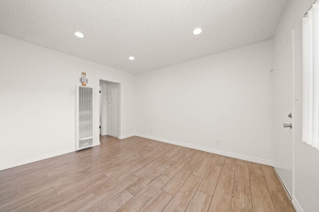 Floorplan - 11100 Pangborn Ave.