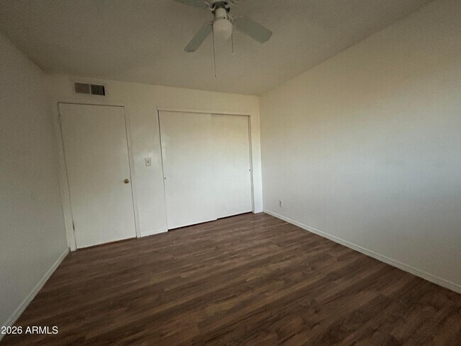 Building Photo - 2446 E Blanche Dr