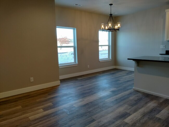 Building Photo - 2919 Homewood Dr