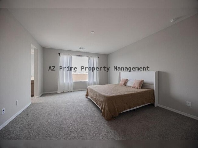 Building Photo - 7128 W Coles Rd