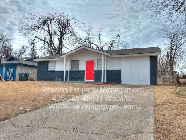 Building Photo - 1605 Cynthia Dr
