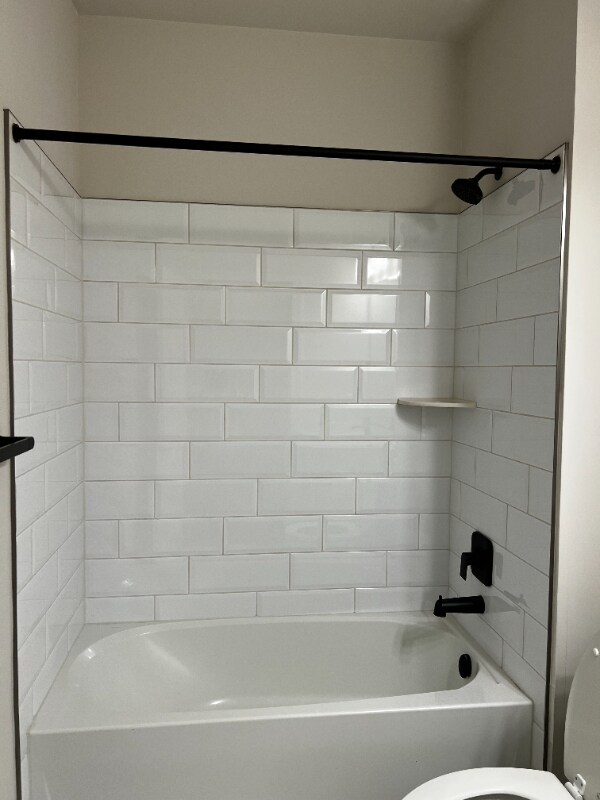 Building Photo - 3927 Fair Ridge Dr
