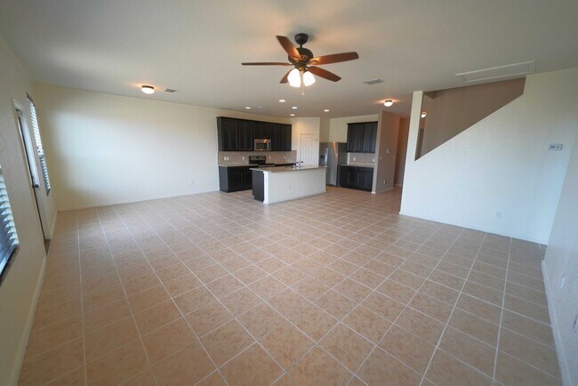Building Photo - 3730 Acorn Pl