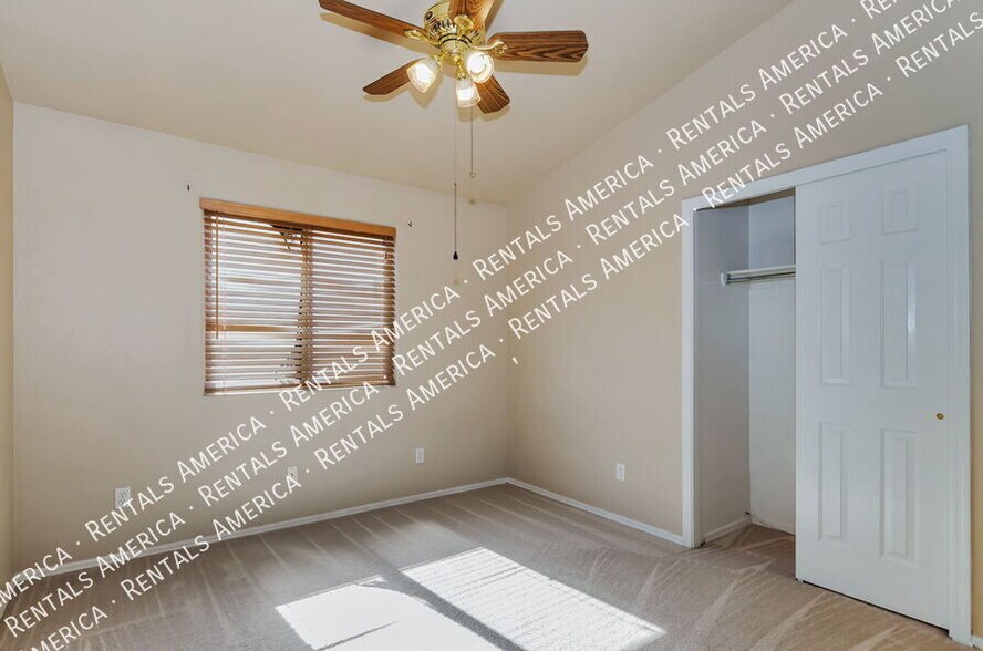 Building Photo - 10462 E Jerrell Cove St
