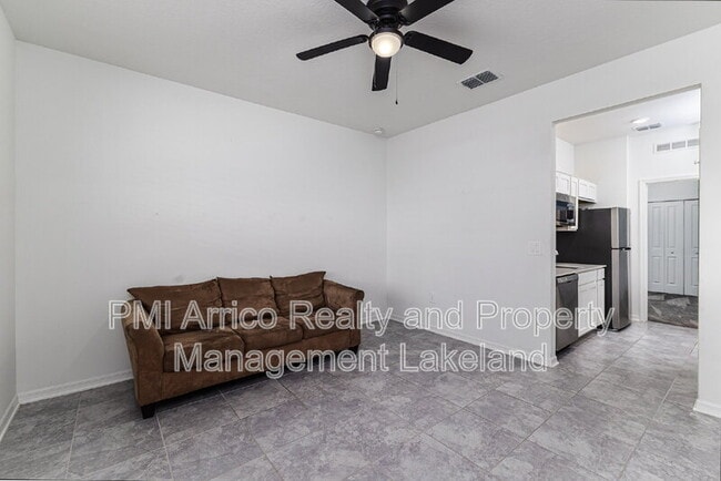 Building Photo - 1228 Tyler Lp