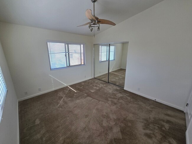 Building Photo - MOVE-IN SPECIAL: 1/2 off 1st month's rent! 2bd 2 ba Condo w/Garage