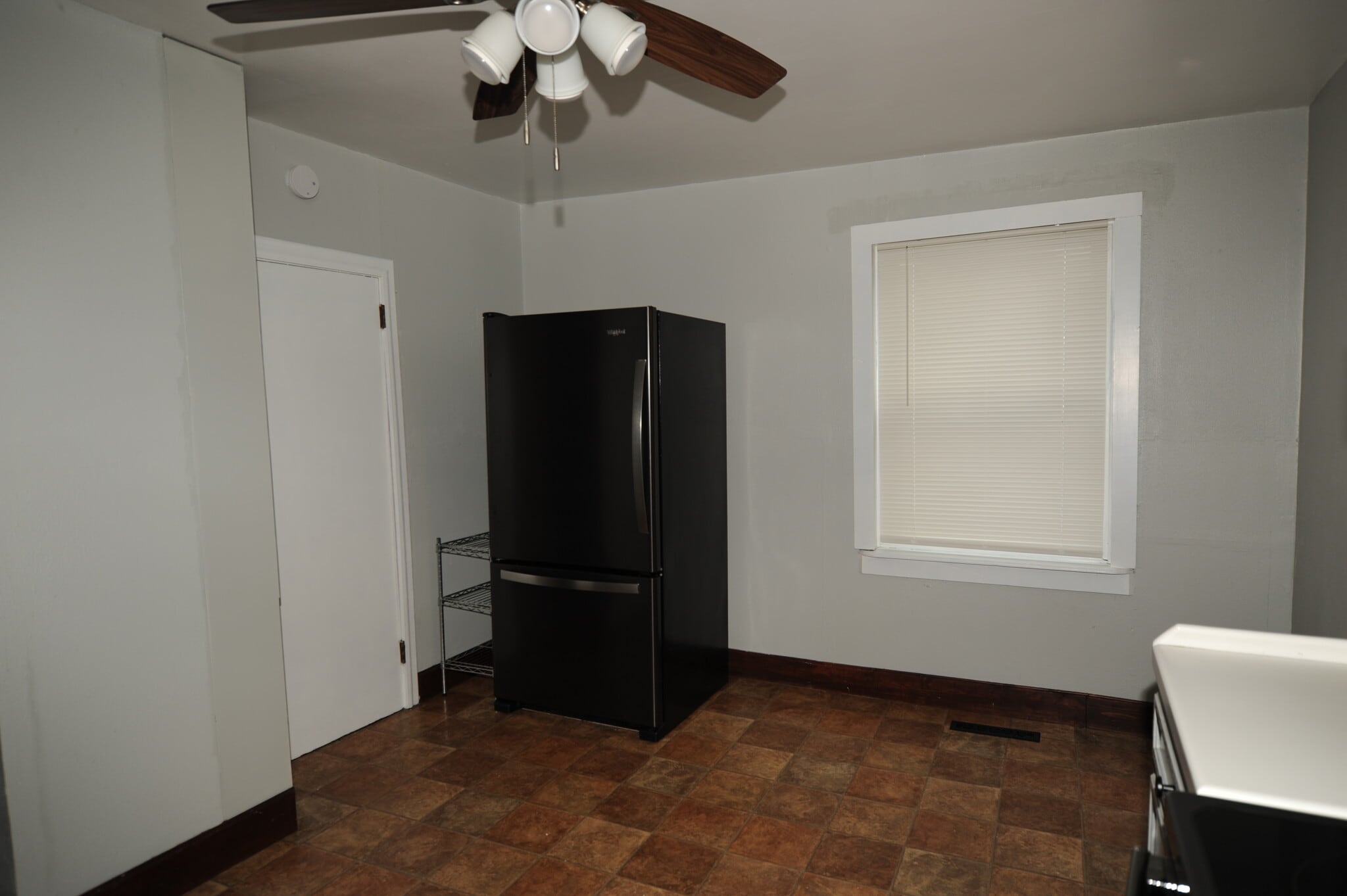 Building Photo - 375 Elm Ave