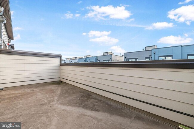Building Photo - 16253 Connors Wy