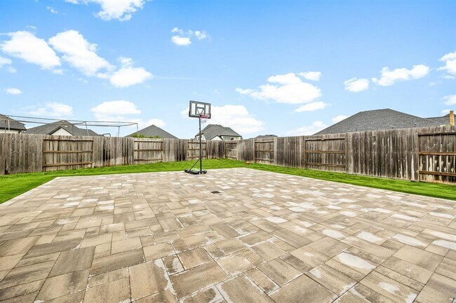Building Photo - 28946 Parker Ridge Dr