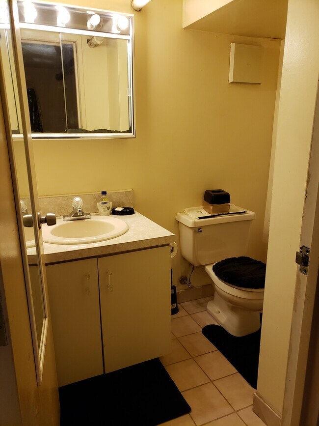 Building Photo - 295 Prospect Ave