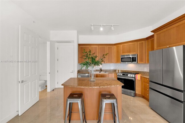 Building Photo - 55 Merrick Way