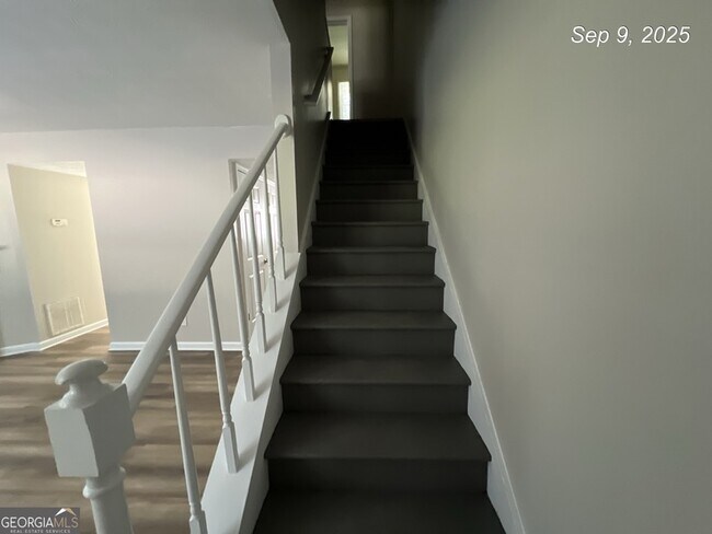 Building Photo - 78 Mt Moriah Rd