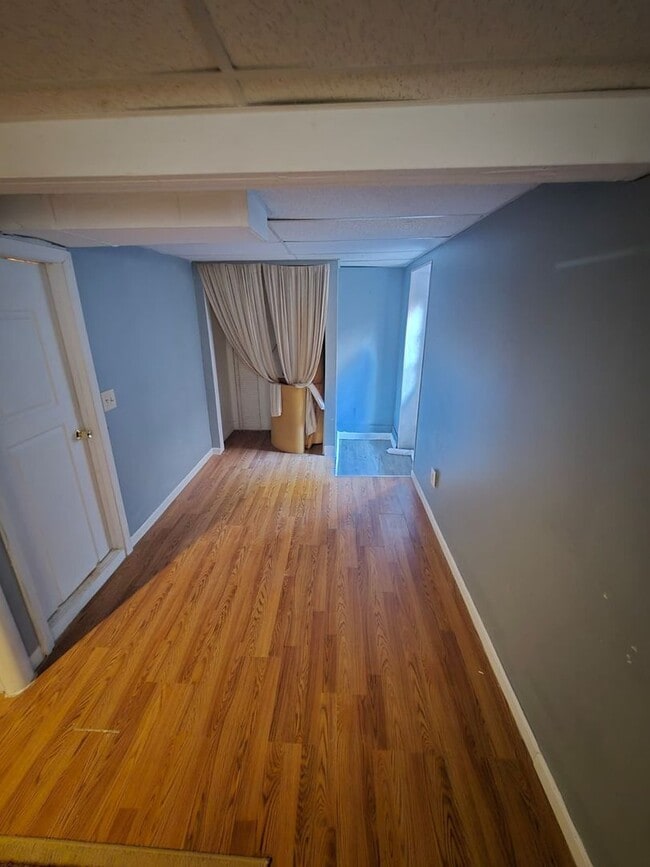 Building Photo - 65 Miriam Dr