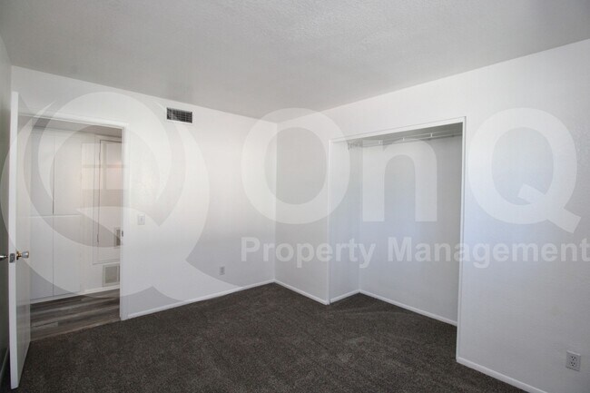 Building Photo - 124 E Minton Dr
