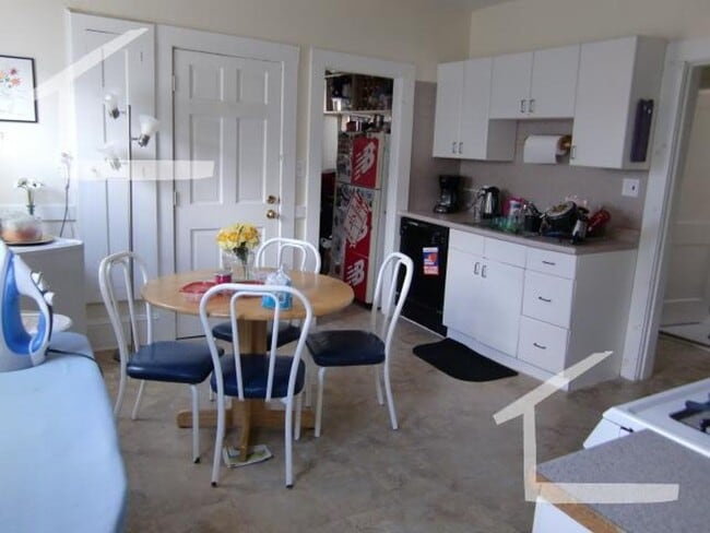 Building Photo - 4 bed in Brighton