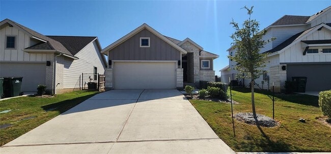 Primary Photo - 424 Los Olives Ln