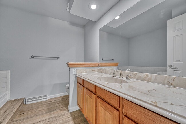 Building Photo - $3,600.00 - 4 Bedroom, 3.5 Bathroom, Singl...