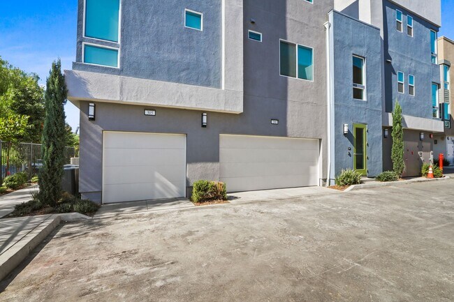 Building Photo - Your Brand New 2025 Built 3 Bedroom, 2 Bathroom Condominium in Ontario, California!