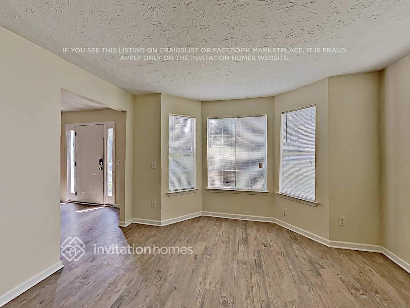 Building Photo - 2802 Crestworth Ln