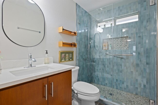 Building Photo - 5707 Marchmont Ln