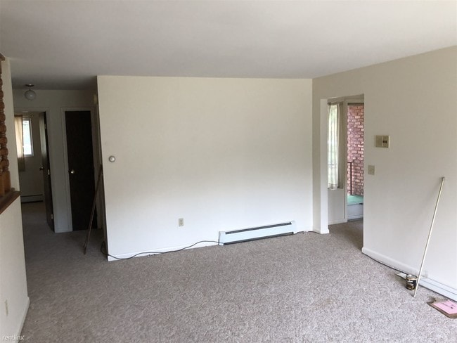 Building Photo - 3132 Weiss St