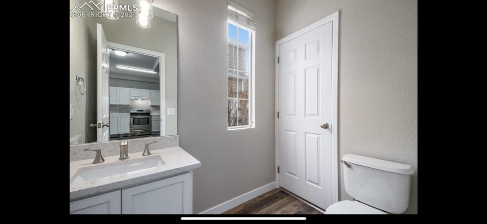 Building Photo - 9758 Laredo St