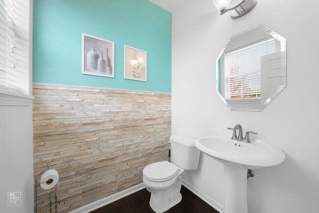 Building Photo - 38 Marcel Ln