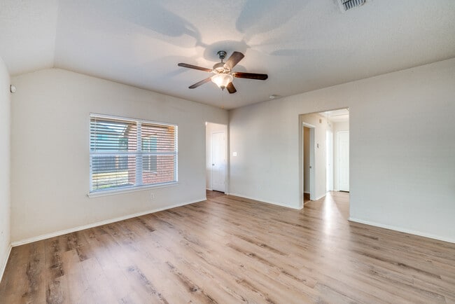 Building Photo - 3125 Muntjac