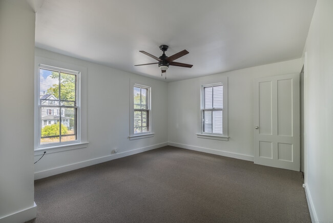 Building Photo - 106 Wooster St