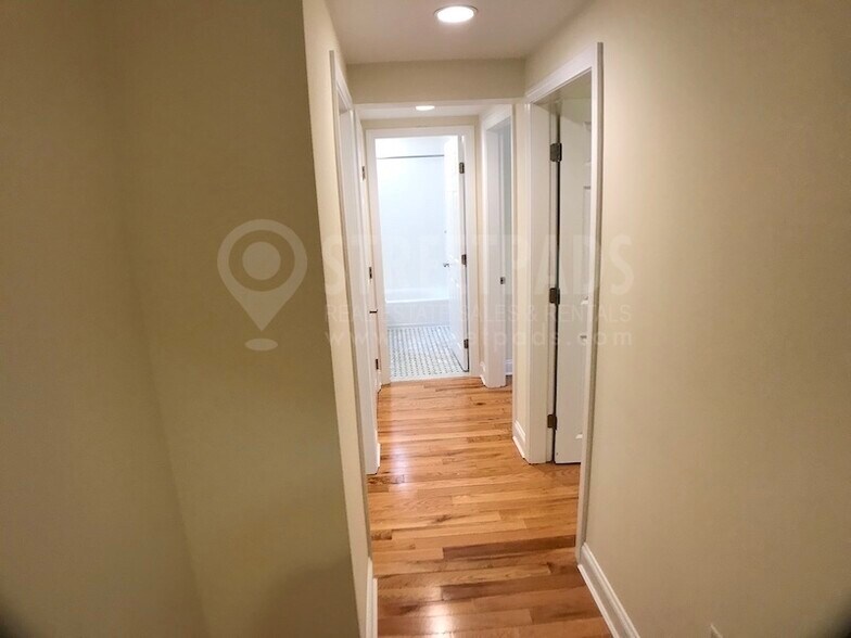 Building Photo - 3 Chauncy St