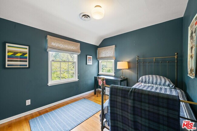 Building Photo - 5630 Spreading Oak Dr