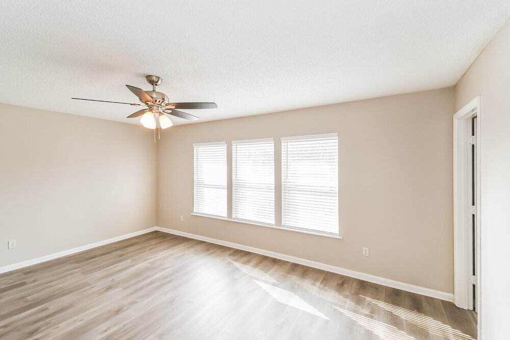 Building Photo - 2168 Fresco Dr