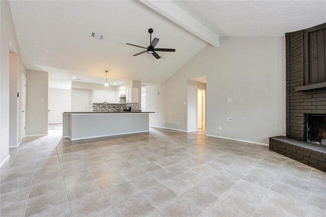 Building Photo - 2311 Pepperweed Dr
