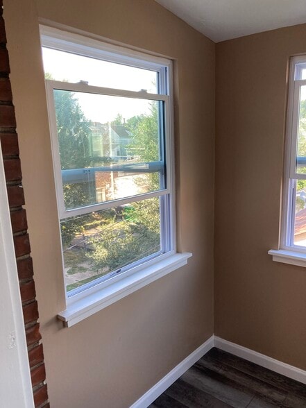 Building Photo - 4241 Ellenwood Ave