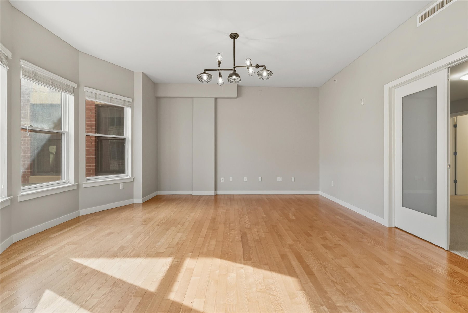 Building Photo - 410 Acoma St