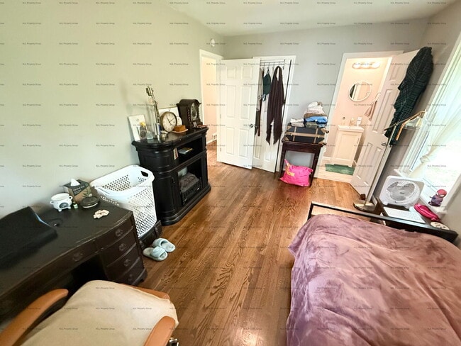 Building Photo - Beautiful 3 Bedroom / 3 bathroom Home Ready May 7th