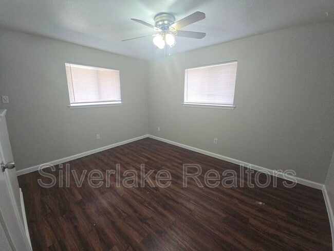 Building Photo - 2900 Laramie St