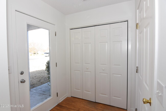 Building Photo - 309 Bridgeton Ct
