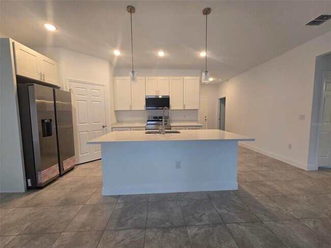 Building Photo - 208 Locust Pass Dr