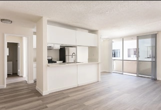 Interior Photo - 1500 Gramercy Apartments