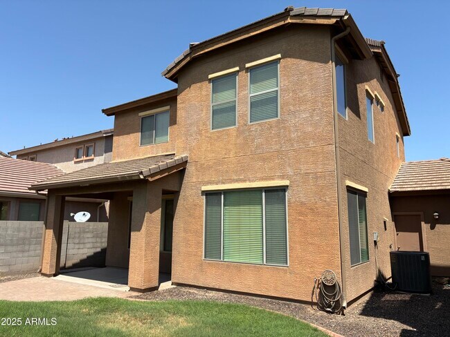 Building Photo - 14559 W Port Royale Ln