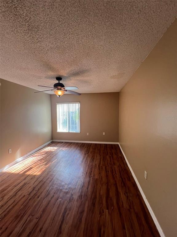 Building Photo - 618 Orange Dr