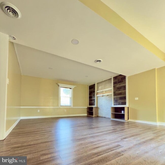 Building Photo - 10954 Blake Ln