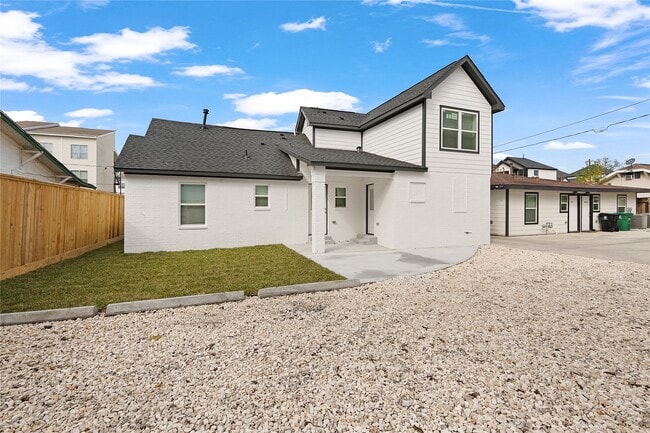 Building Photo - 6403 Illinois St