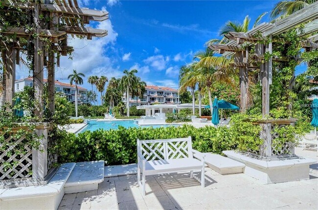 Building Photo - 380 Gulf of Mexico Dr