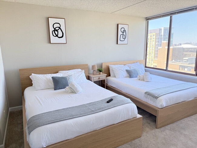 Building Photo - 401 12th St S