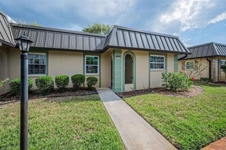 Building Photo - 4200 Hampton Dr